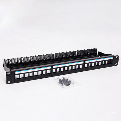 검은 UTP 1U 요지 플러그반 24 항구 CAT6 비어 있는 RJ45 잭스