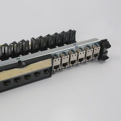 UTP 네트워크 플러그반 통합된 RJ45 1U 24 공항 플러그반