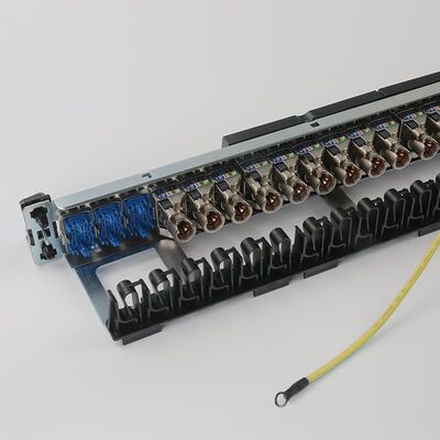 UTP 네트워크 플러그반 통합된 RJ45 1U 24 공항 플러그반